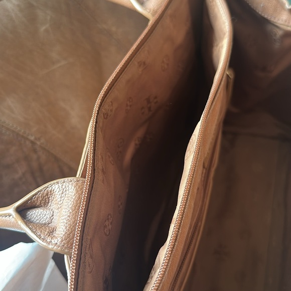 Tory Burch Tote - Picture 5 of 8